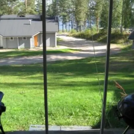 Holiday Karjalan Heili 4 * Kolinkylä